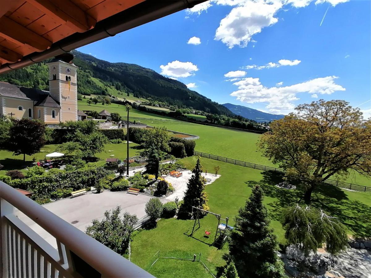 Hotel Berghof Мильстат Экстерьер фото