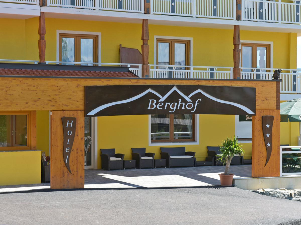 Hotel Berghof Мильстат Экстерьер фото