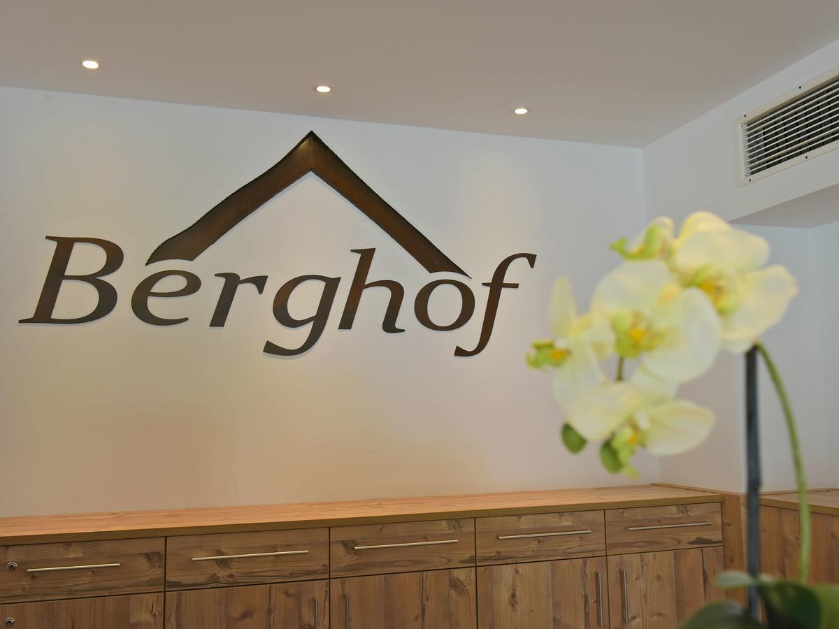 Hotel Berghof Мильстат Экстерьер фото